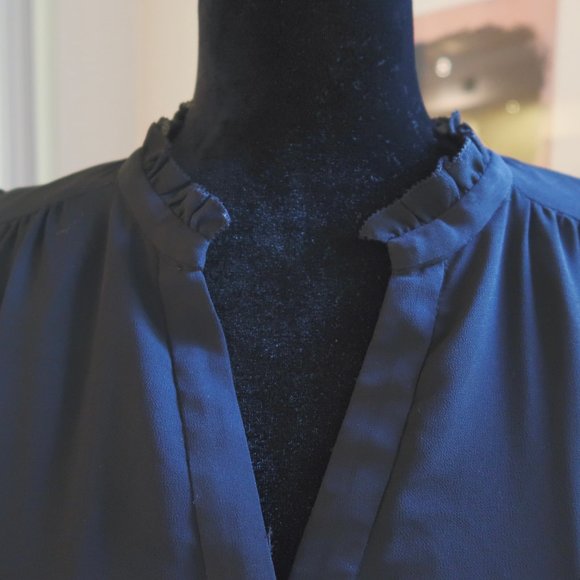 Ann Taylor Black Pleated Flare Dress - Picture 3 of 11